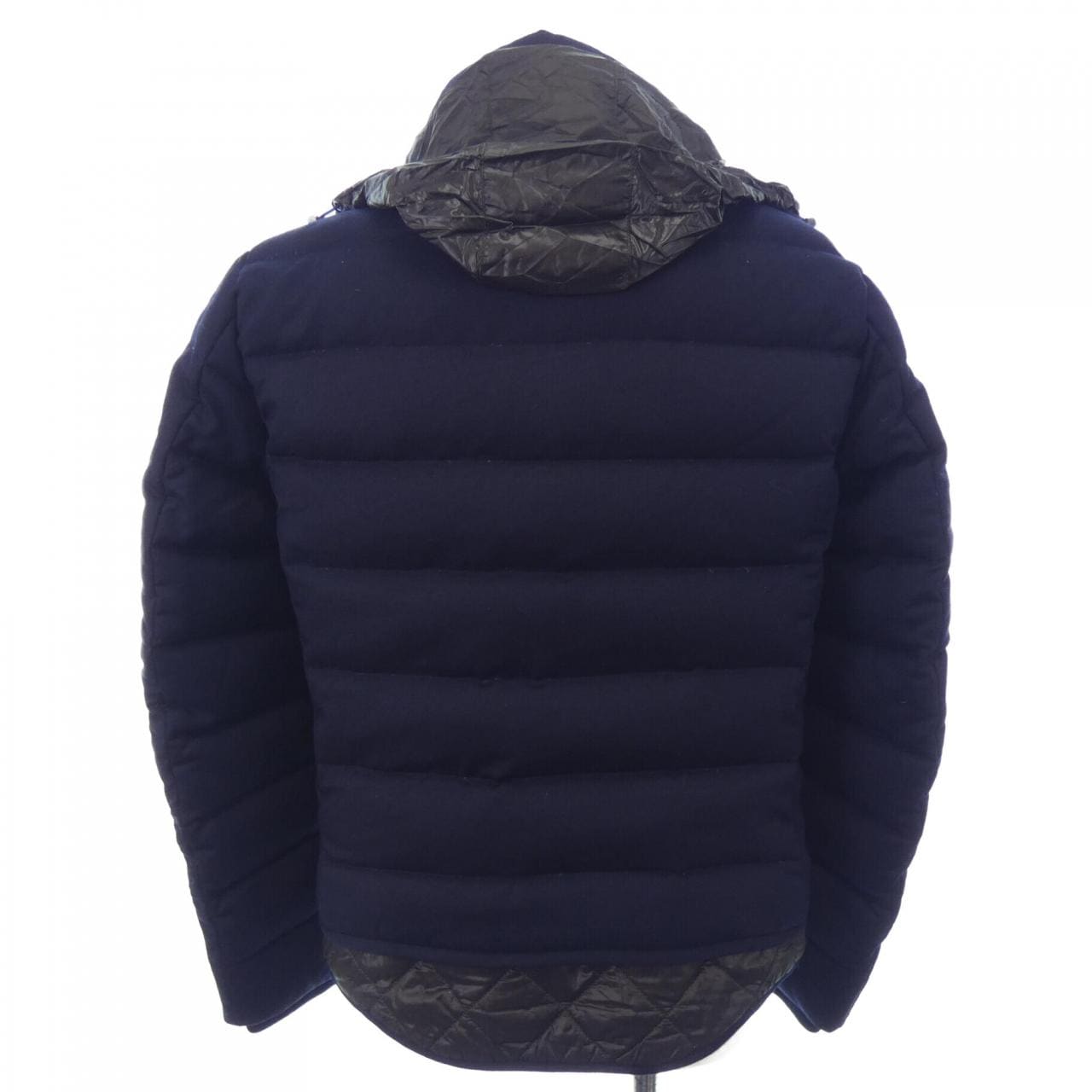 モンクレール MONCLER ダウンジャケット
