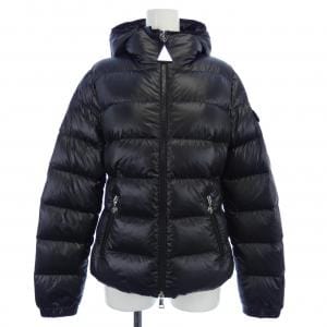 モンクレール MONCLER ダウンジャケット