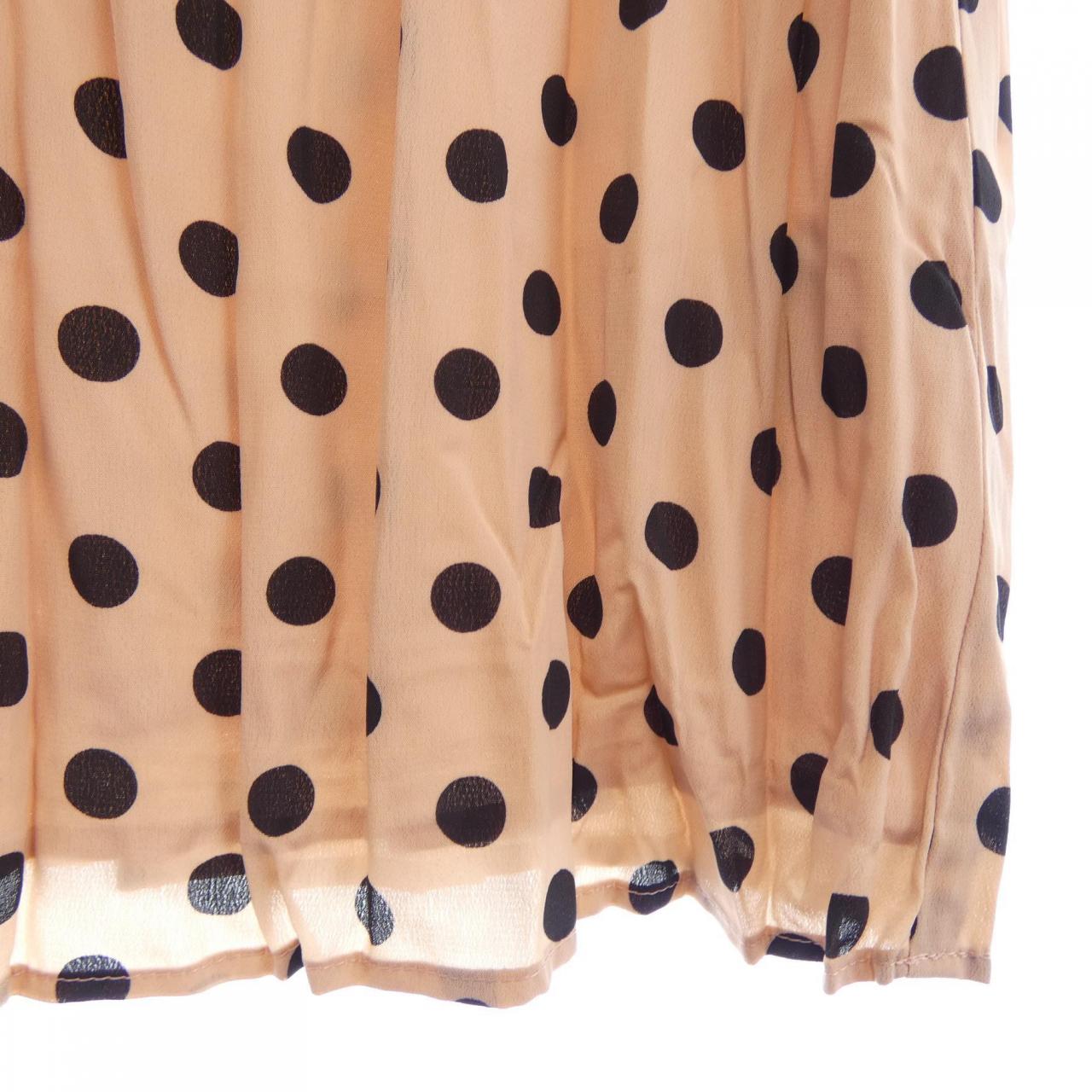 ザニューハウス THE NEWHOUSE トップス