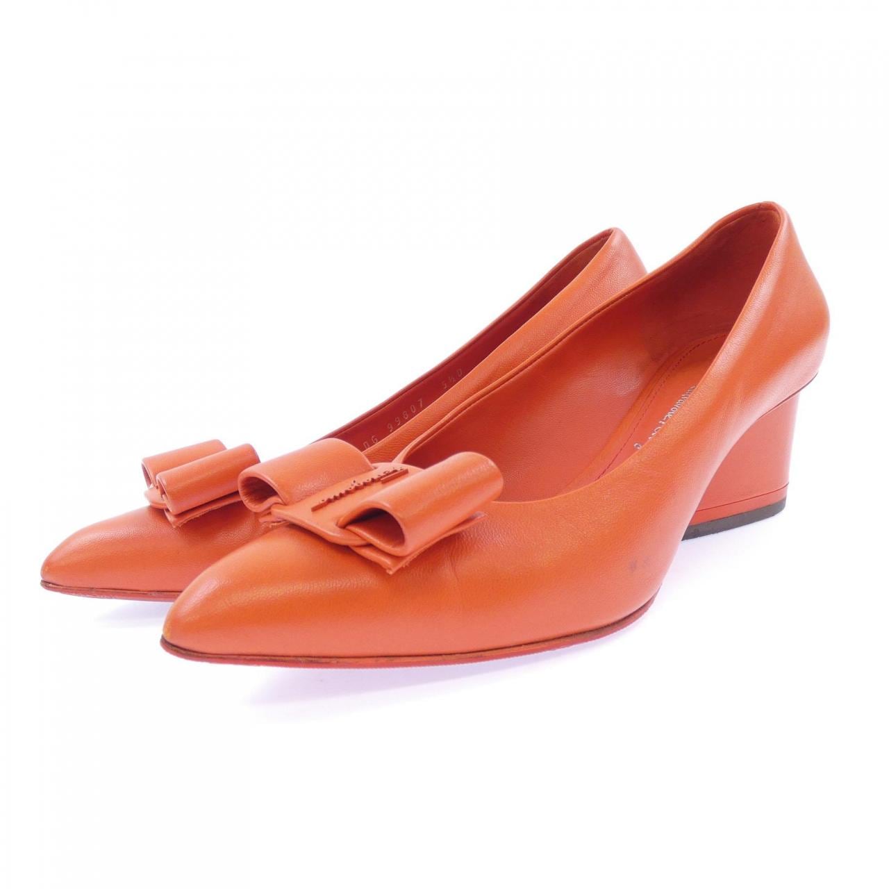 サルヴァトーレフェラガモ SALVATORE FERRAGAMO パンプス