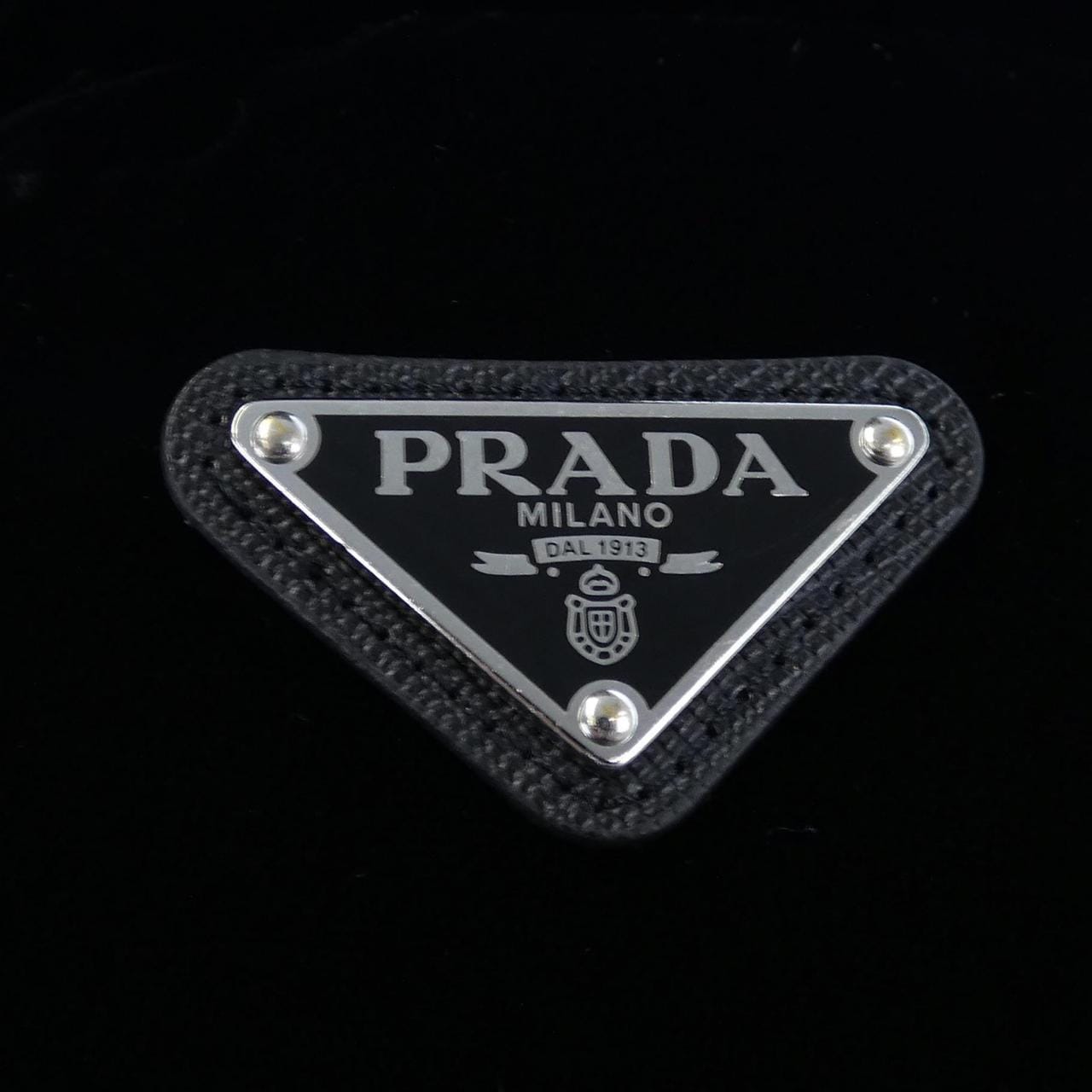 プラダ PRADA トライアングルロゴ 291805 S222 178Y ダウンジャケット