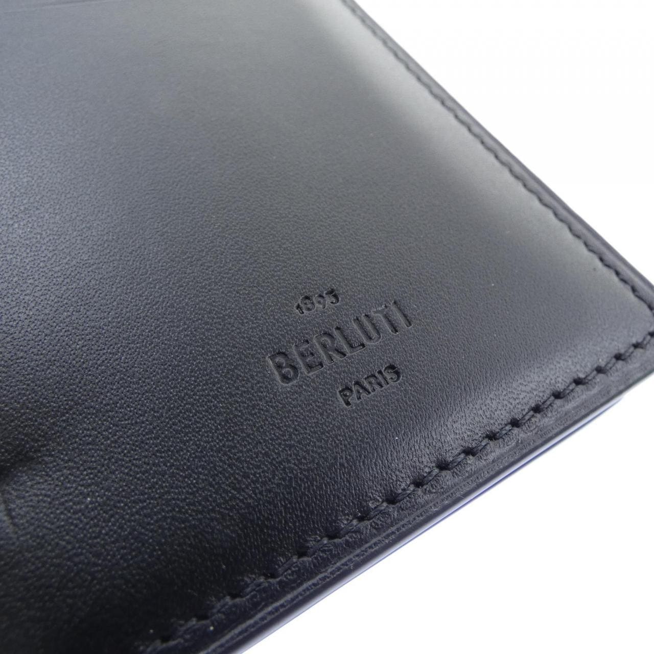 ベルルッティ Berluti サンタルスクリットレザージップロング WALLET