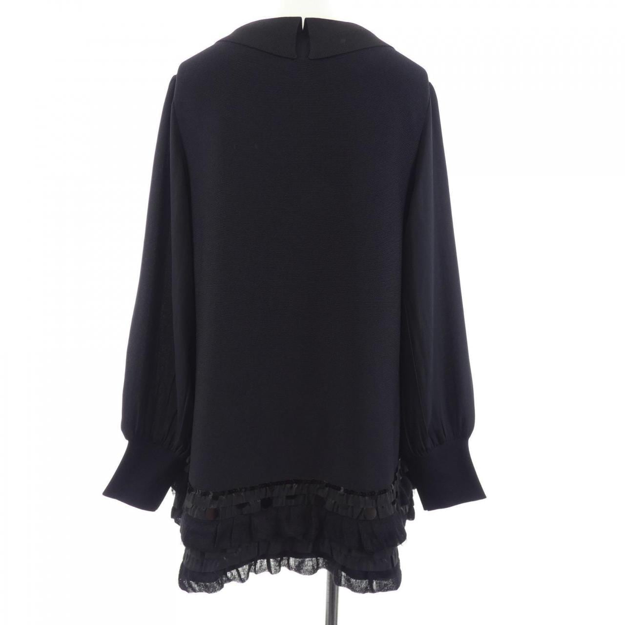 トゥービーシック TO BE CHIC トップス