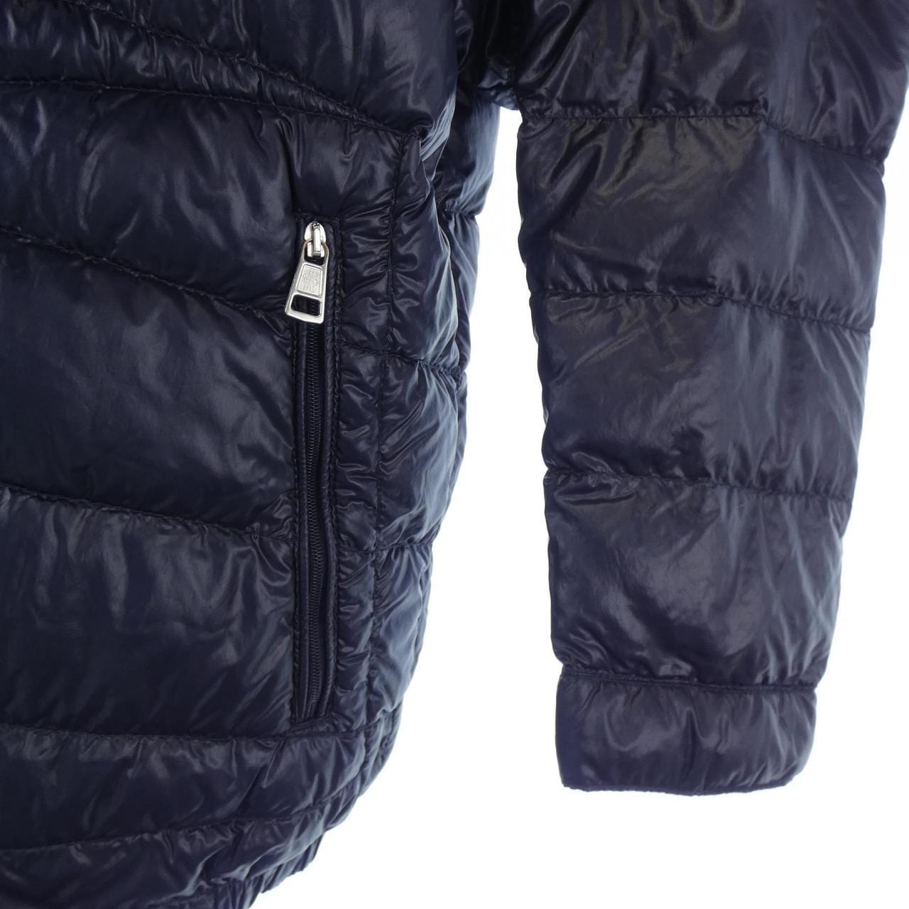モンクレール MONCLER ダウンジャケット