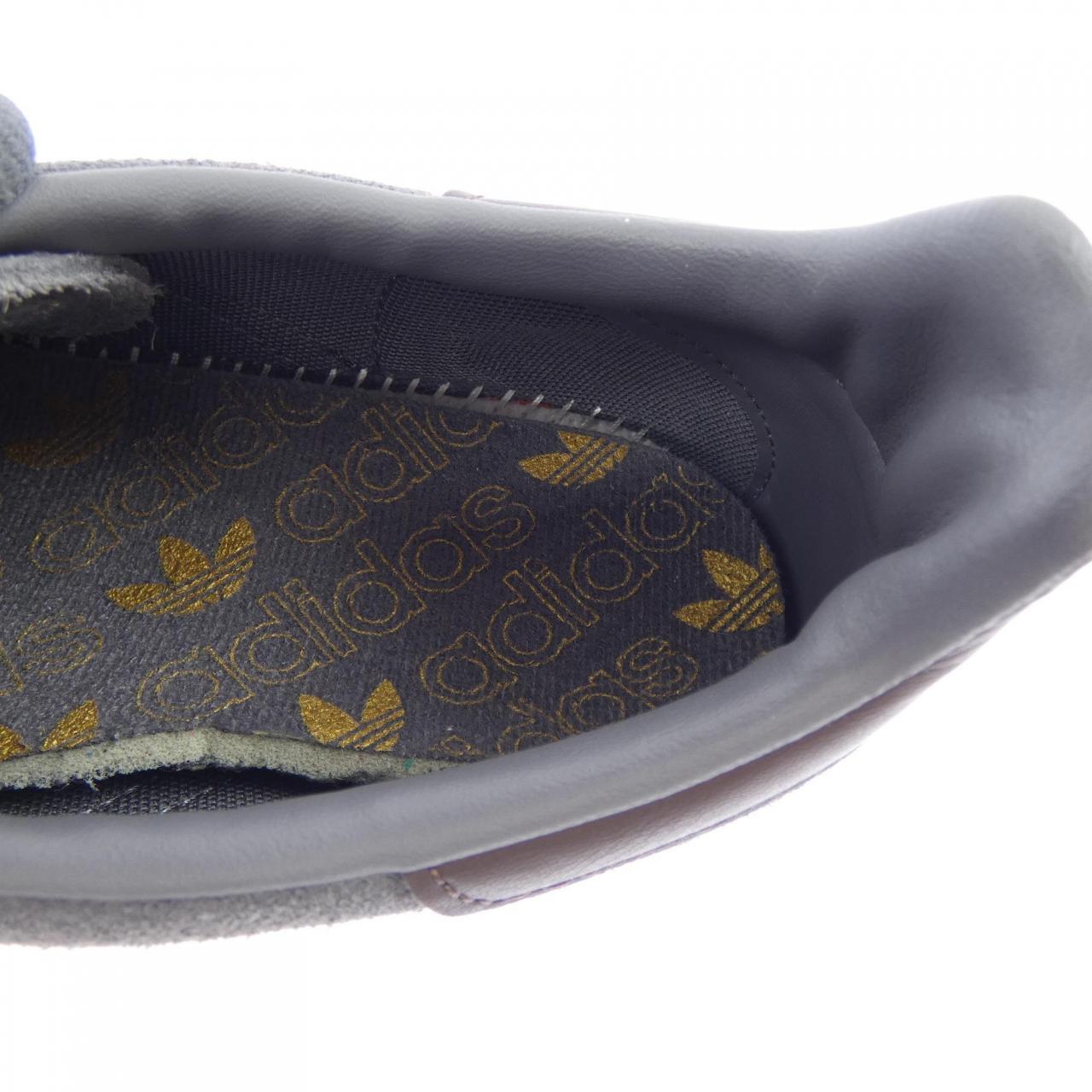 アディダス ADIDAS JH8842 スニーカー