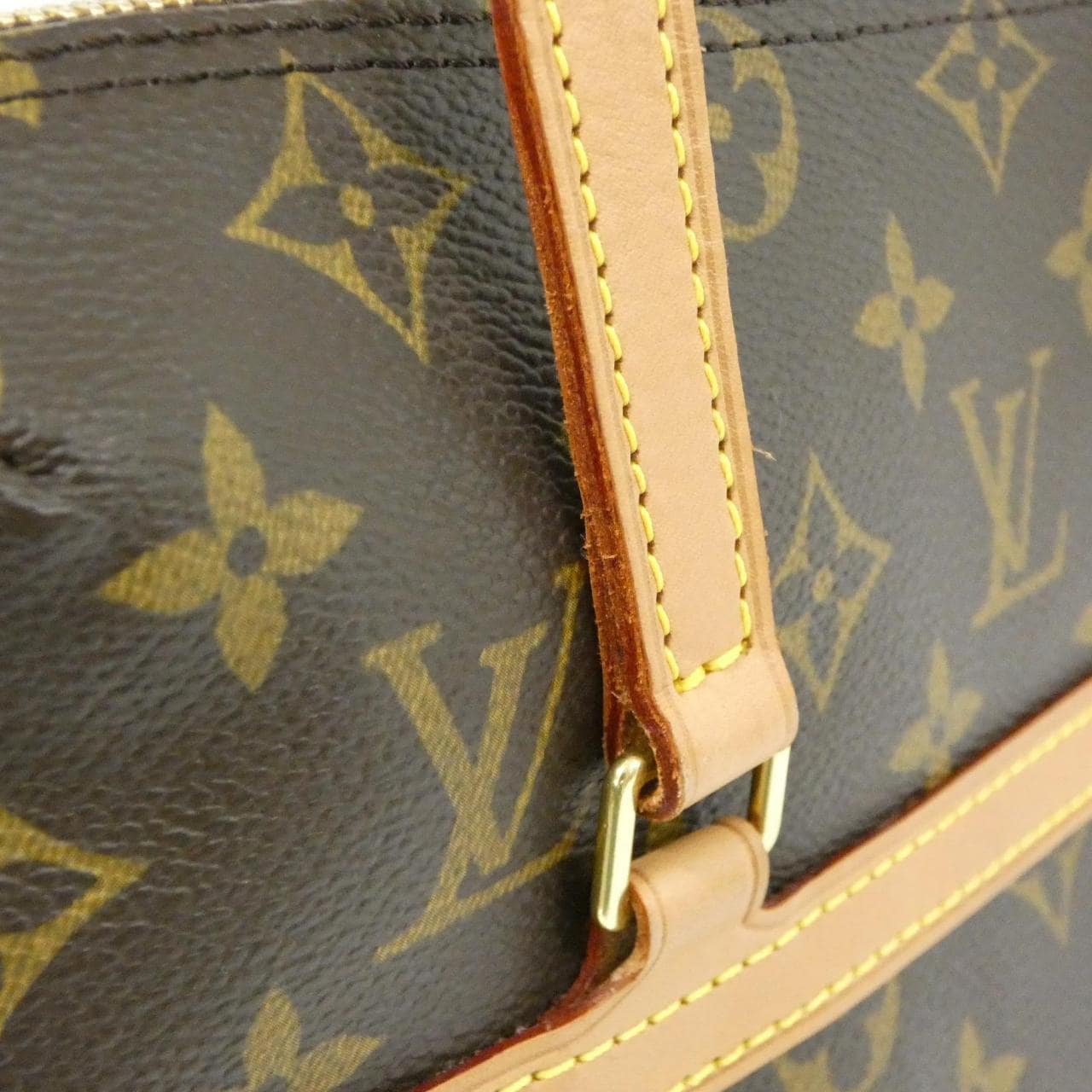 ルイヴィトン モノグラム クーサン GM M51141 ショルダーバッグ