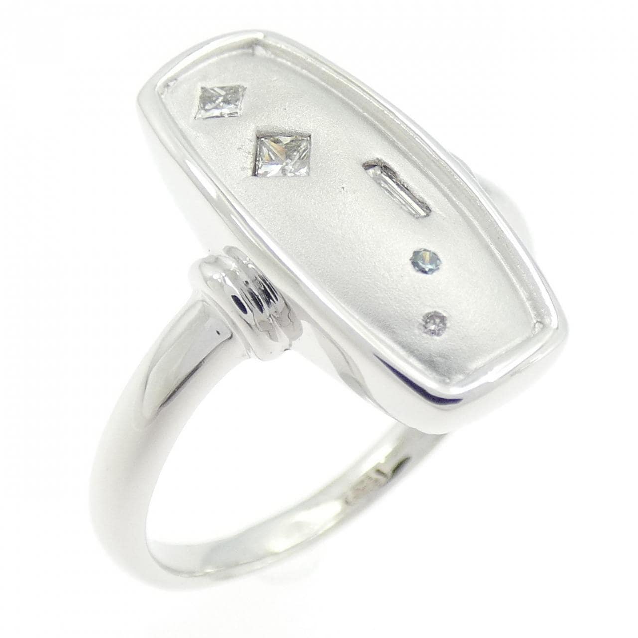 PT900 ダイヤモンド リング 0.18CT