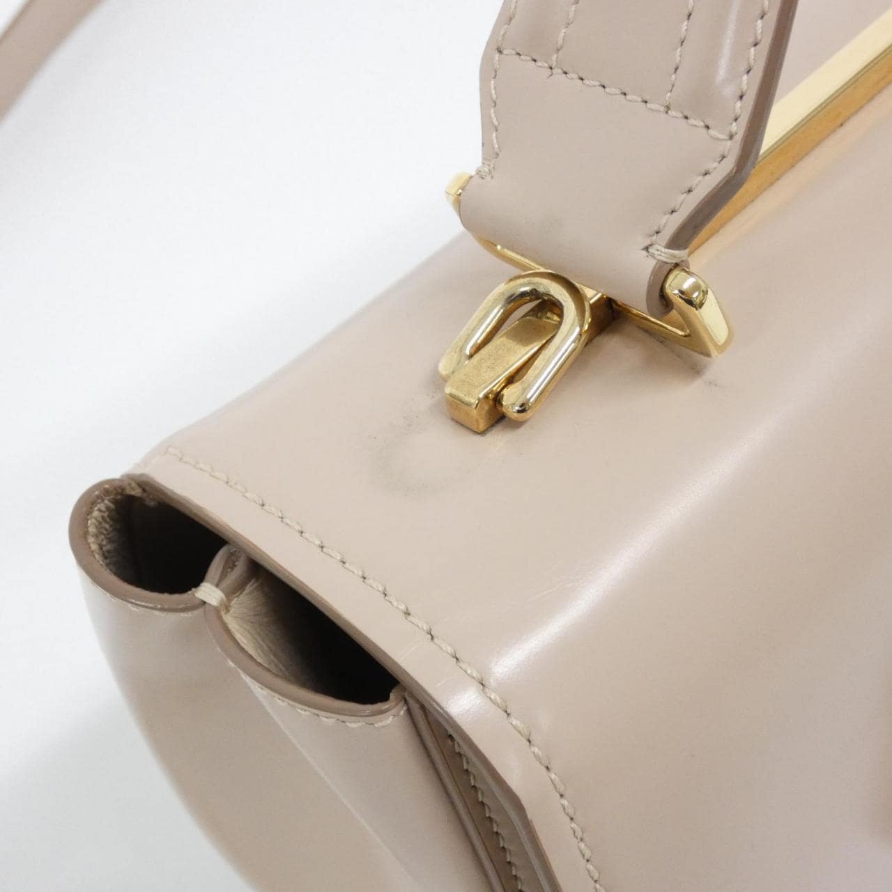 サルヴァトーレフェラガモ 21 G206 バッグ