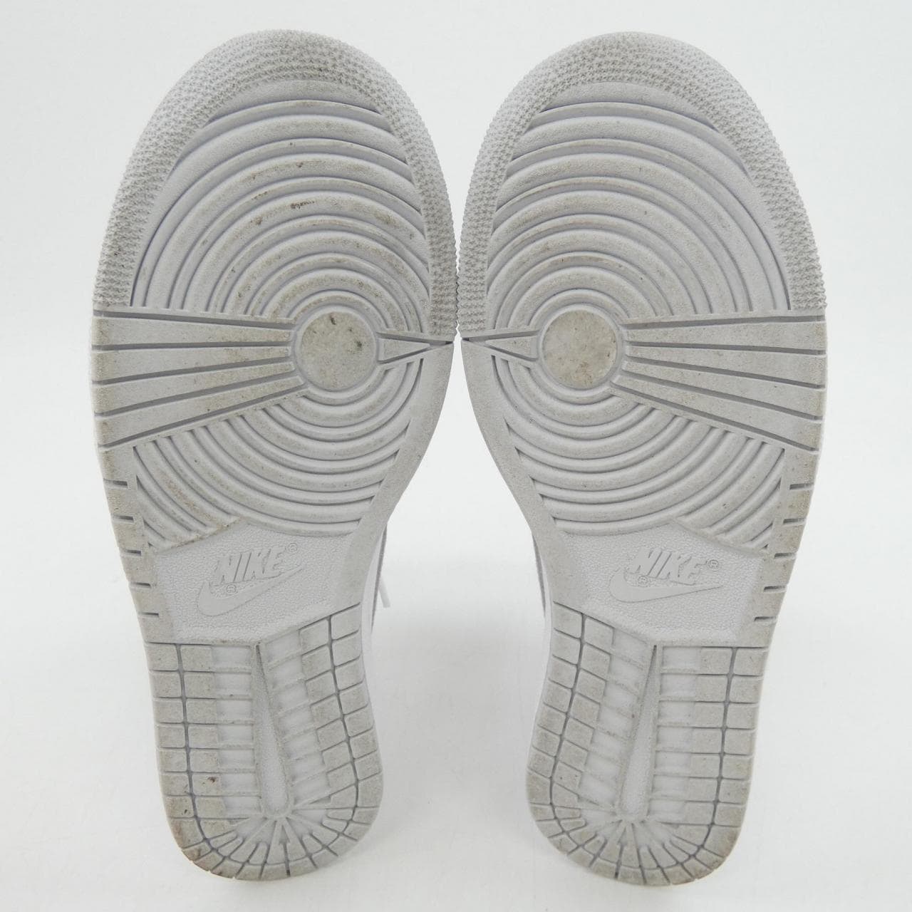 ナイキ ジョーダン NIKE JORDAN BQ4422-100 スニーカー