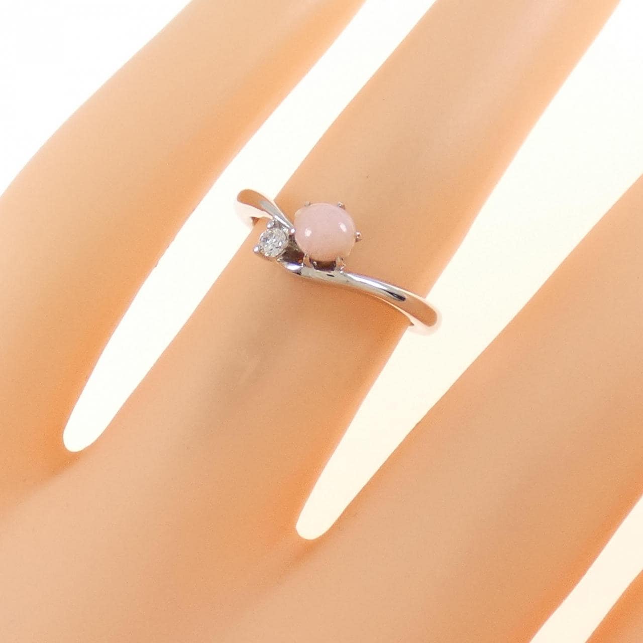 PT Conch Pearl Ring 0.500CT