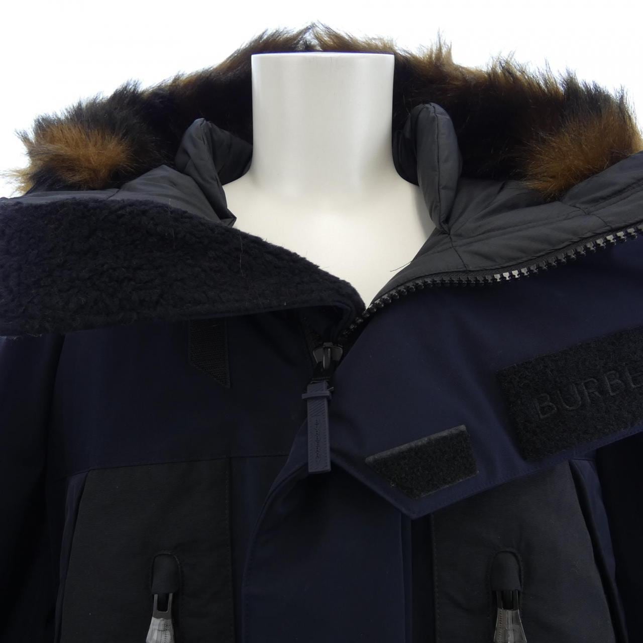 バーバリー BURBERRY 8058128 ダウンコート