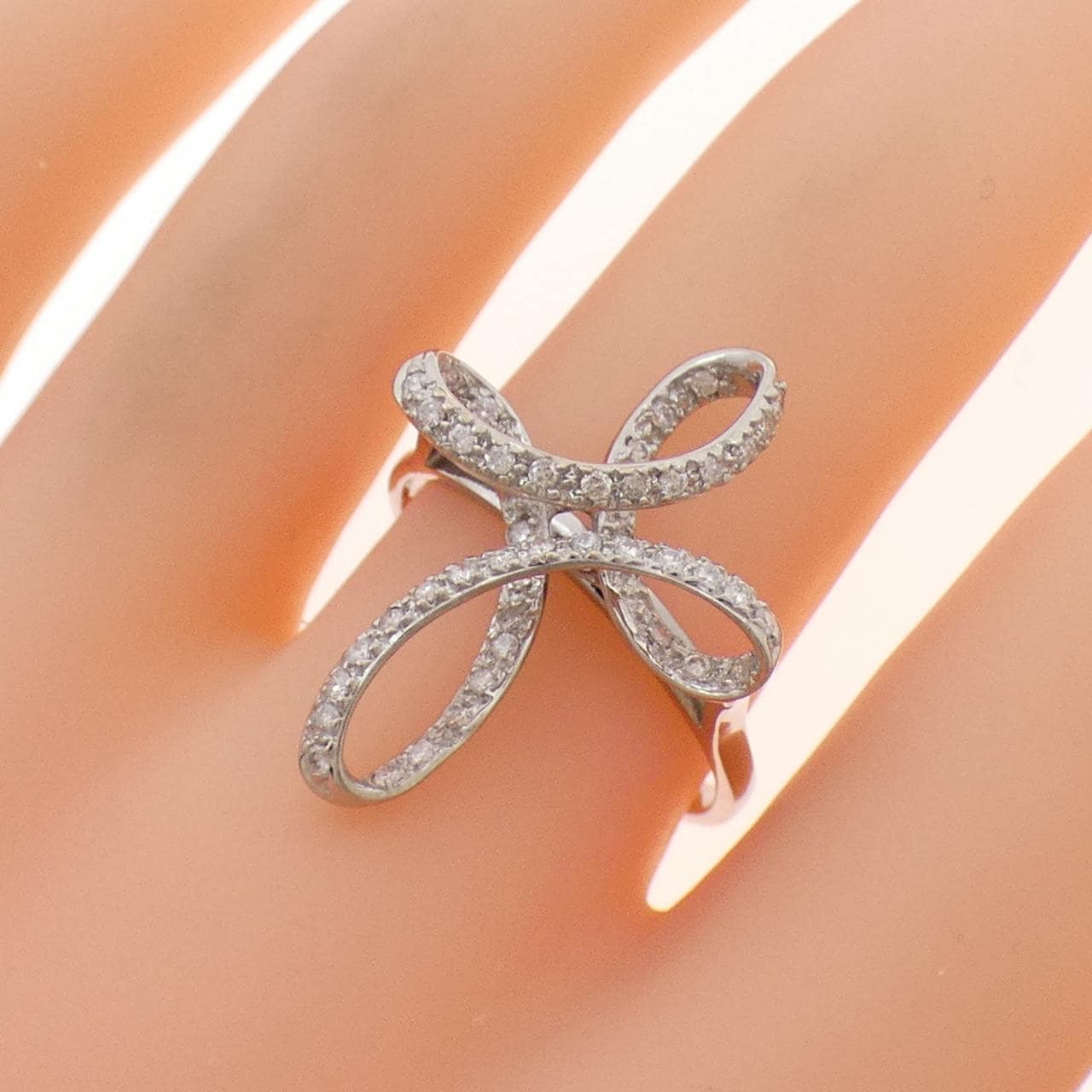 K18WG ダイヤモンド リング 0.25CT