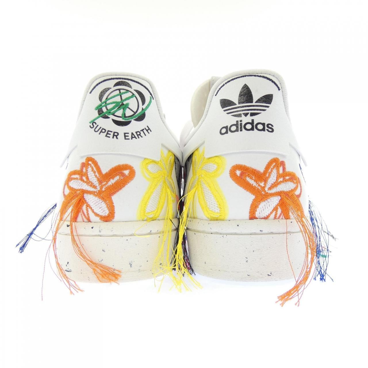 アディダス ADIDAS FZ4724 スニーカー