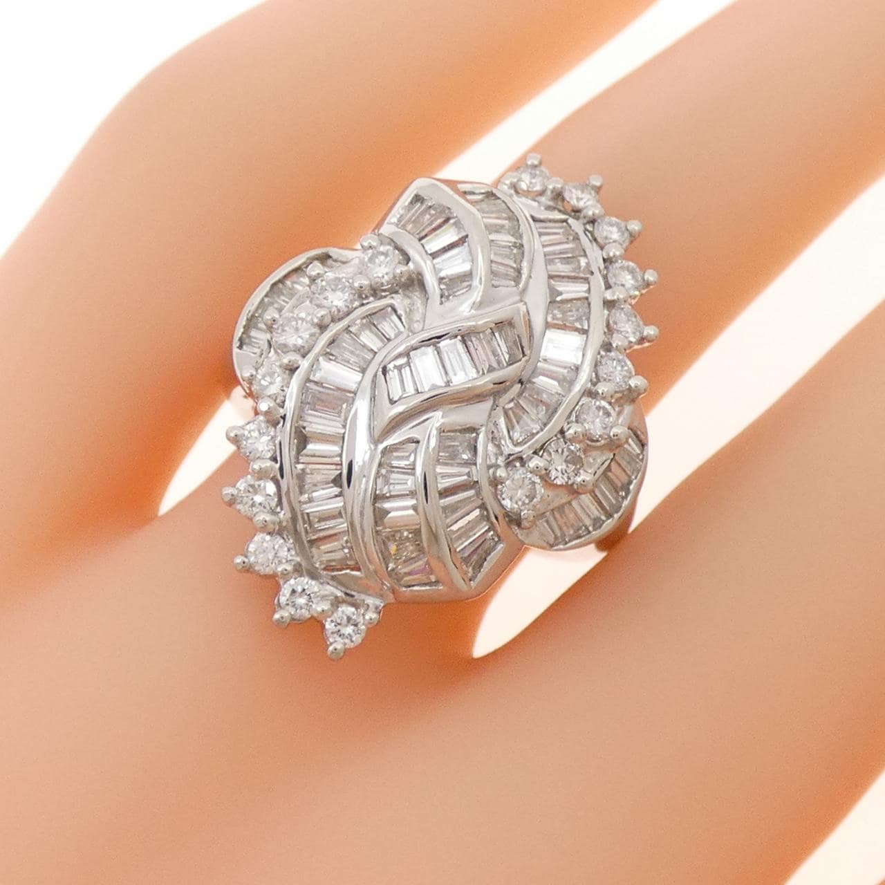 PT850 ダイヤモンド リング 2.00CT
