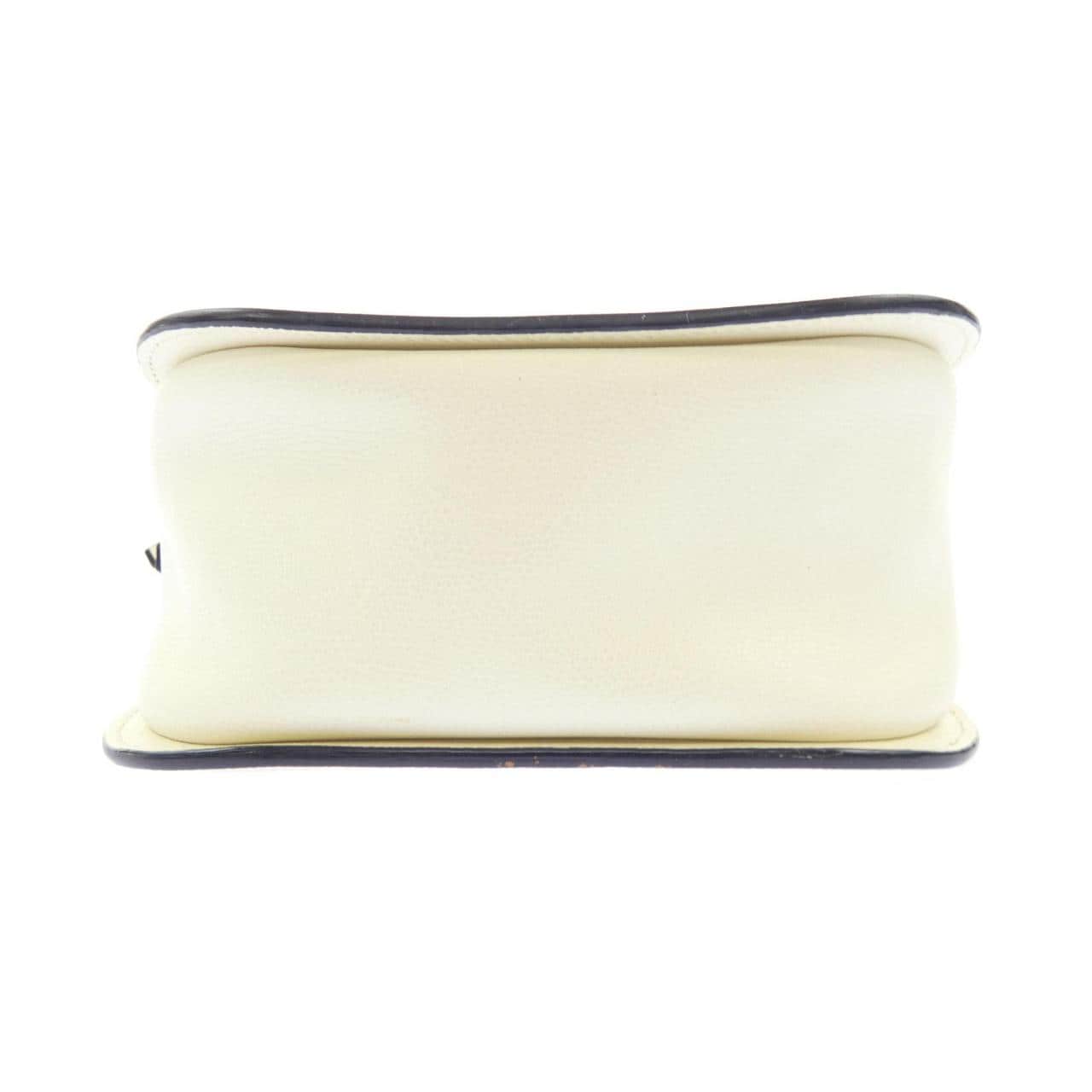 ヴァレクストラ VALEXTRA イジィデ ISIDE クロスボディ BAG