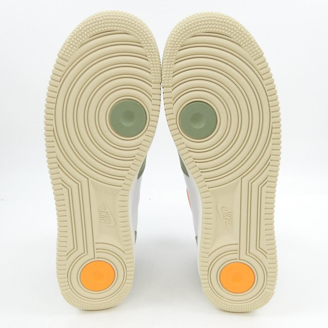 ナイキ NIKE DQ3505-100 スニーカー