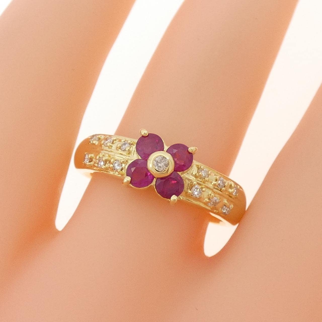 K18YG フラワー ルビー リング 0.50CT