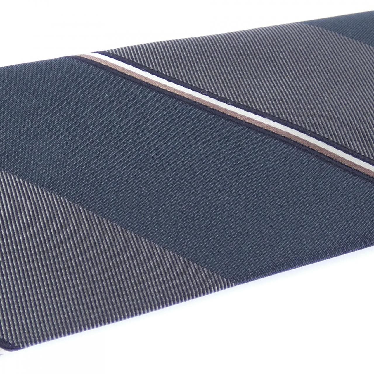 ホリデーアンドブラウン HOLLIDAY&BROWN NECKTIE