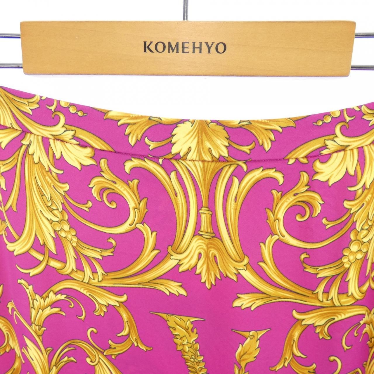 ヴェルサーチェ VERSACE スカート