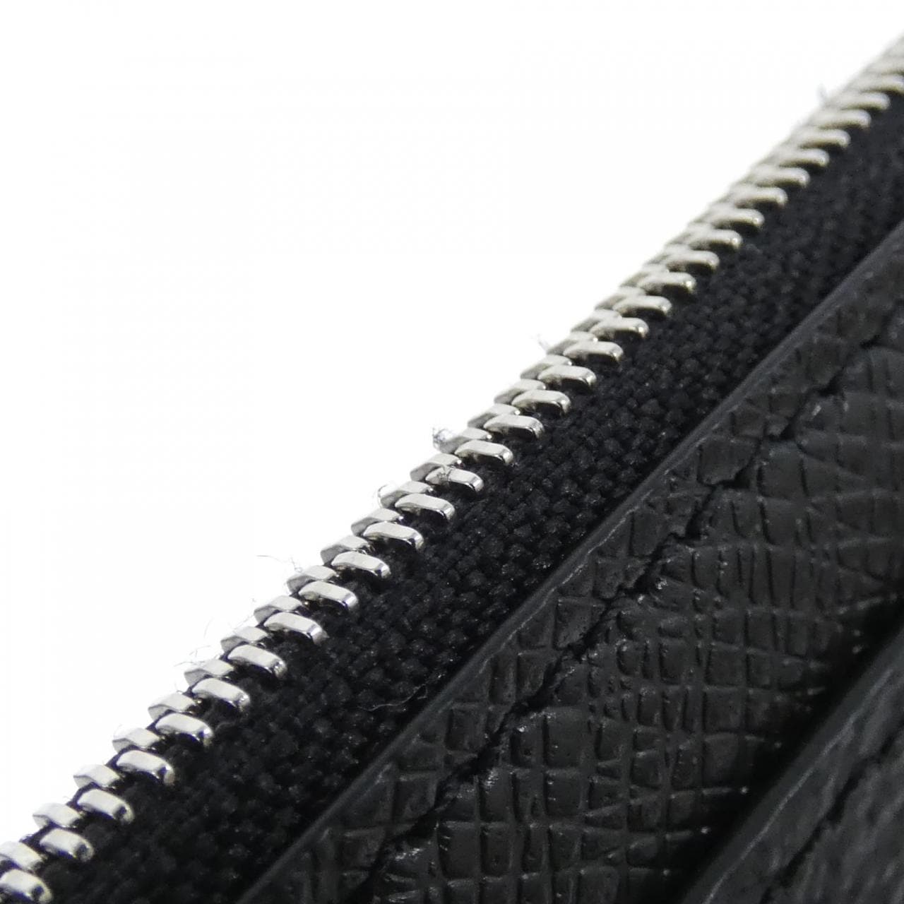 ルイヴィトン タイガ ラマ コインカード ホルダー M30271 コイン＆カードケース