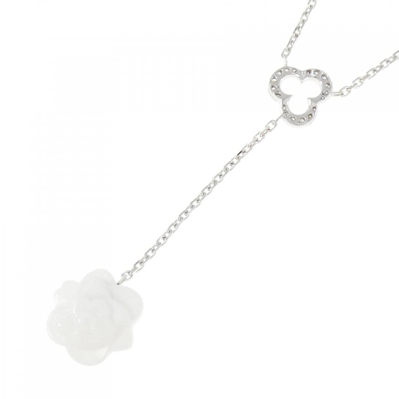 CHANEL camellia necklace