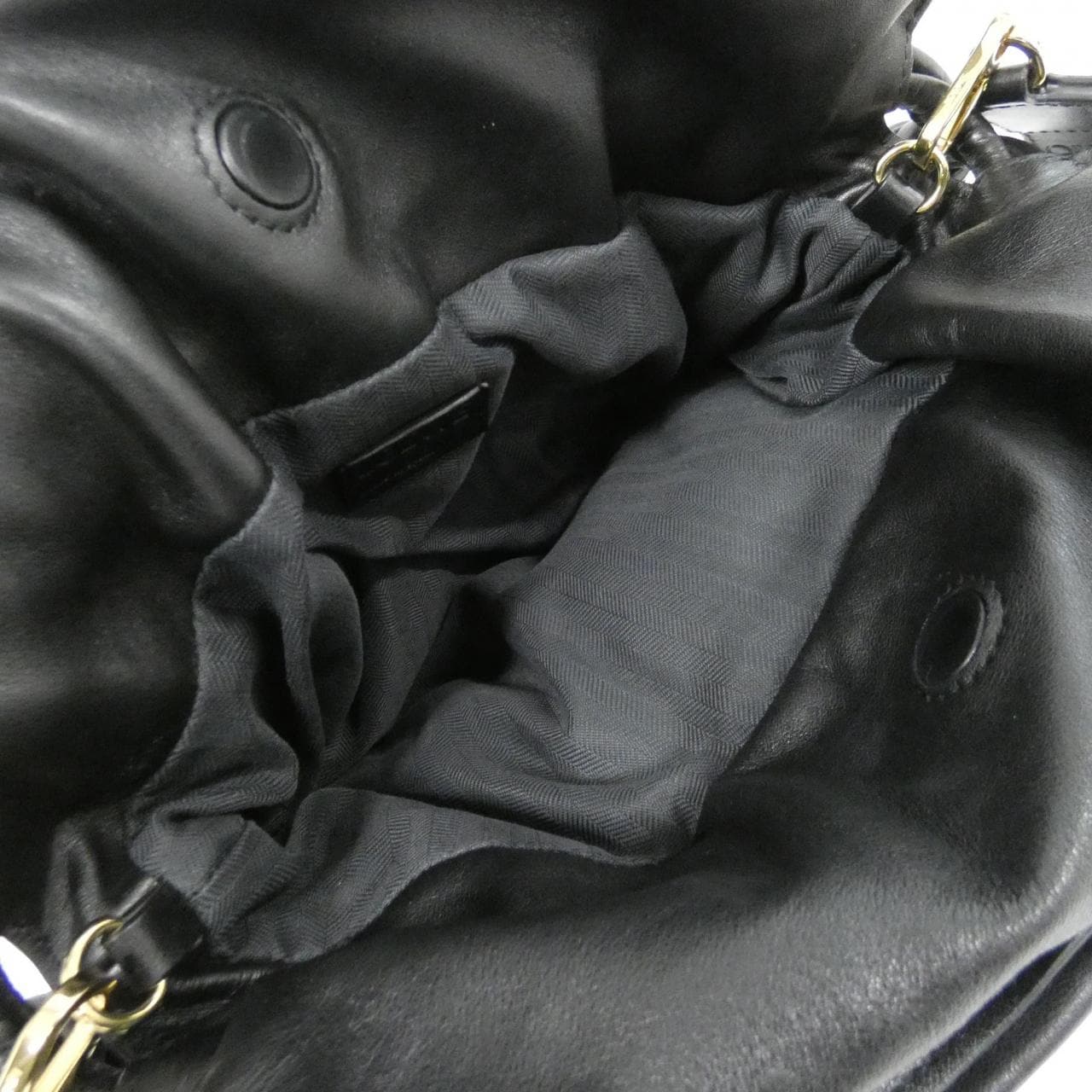 ロエベ パファー フラメンコ クラッチ A411FC1X67 バッグ