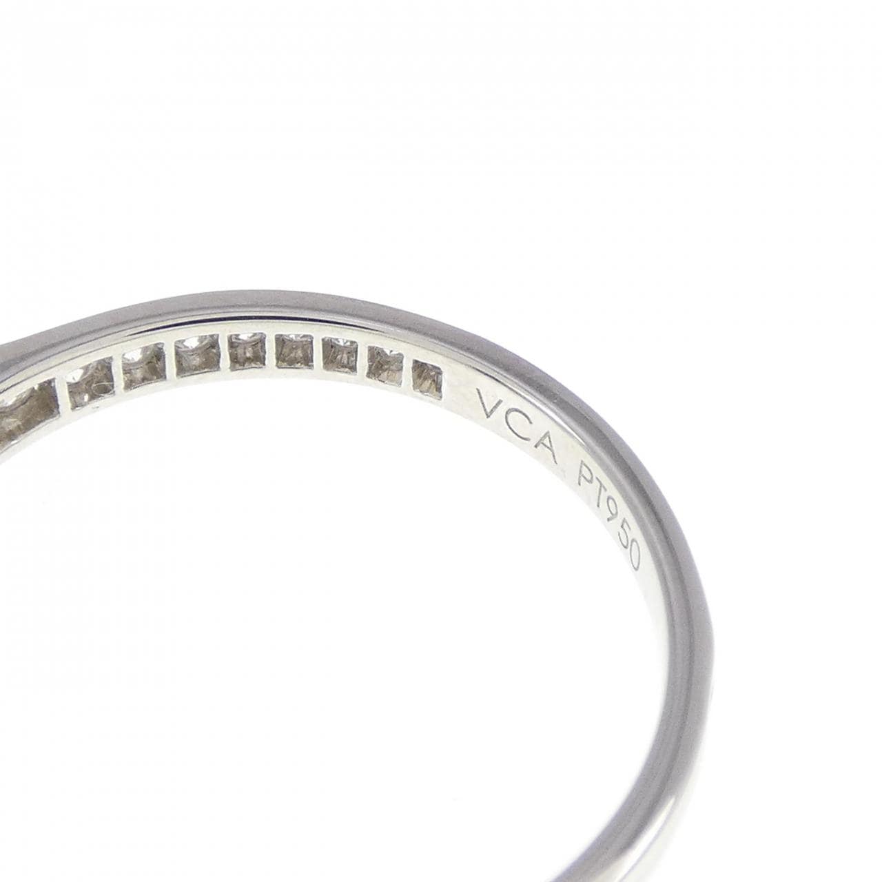 ヴァンクリーフ&アーペル ロマンス リング 0.30CT E VVS1 EXT