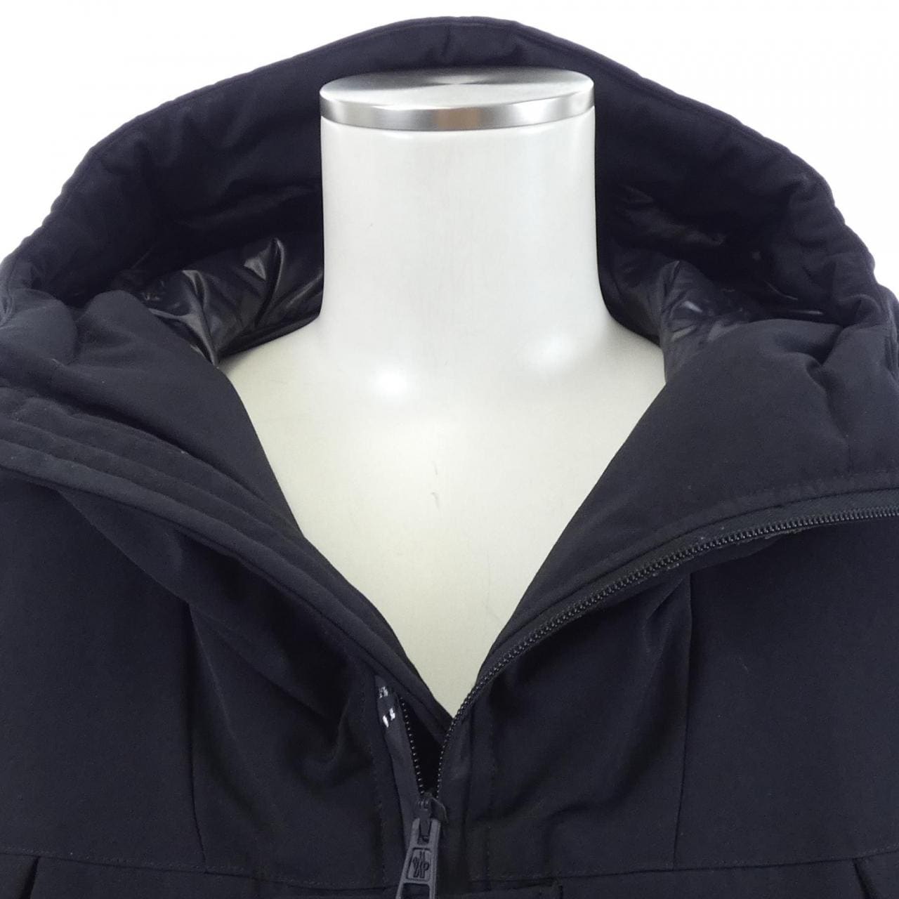 モンクレール MONCLER FORSTER ダウンジャケット