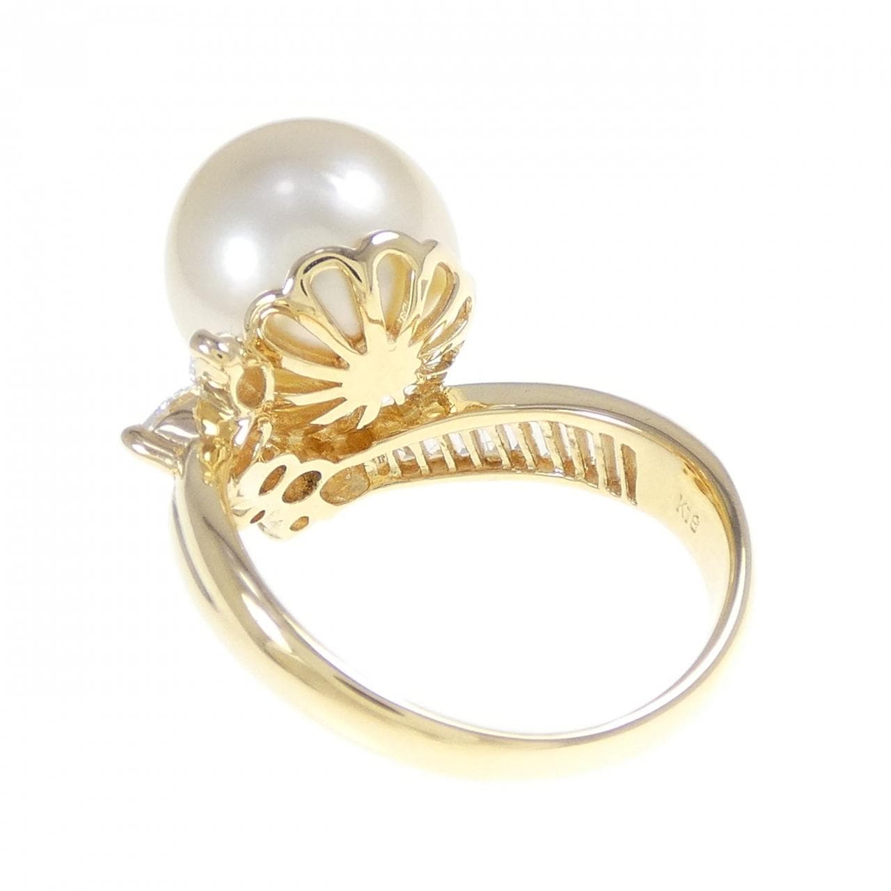 K18YG White Butterfly Pearl ring 10.7mm
