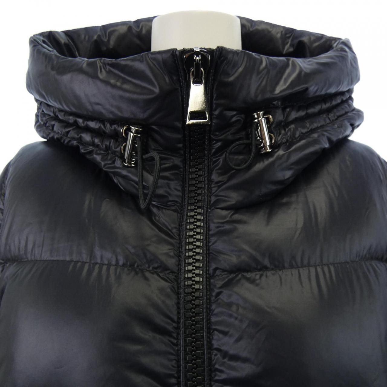モンクレール MONCLER SERITTE ダウンジャケット