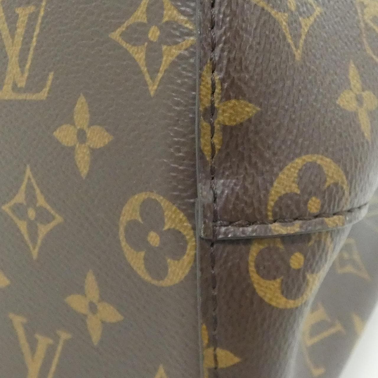 ルイヴィトン モノグラム ネオ ノエ MM M44020 ショルダーバッグ