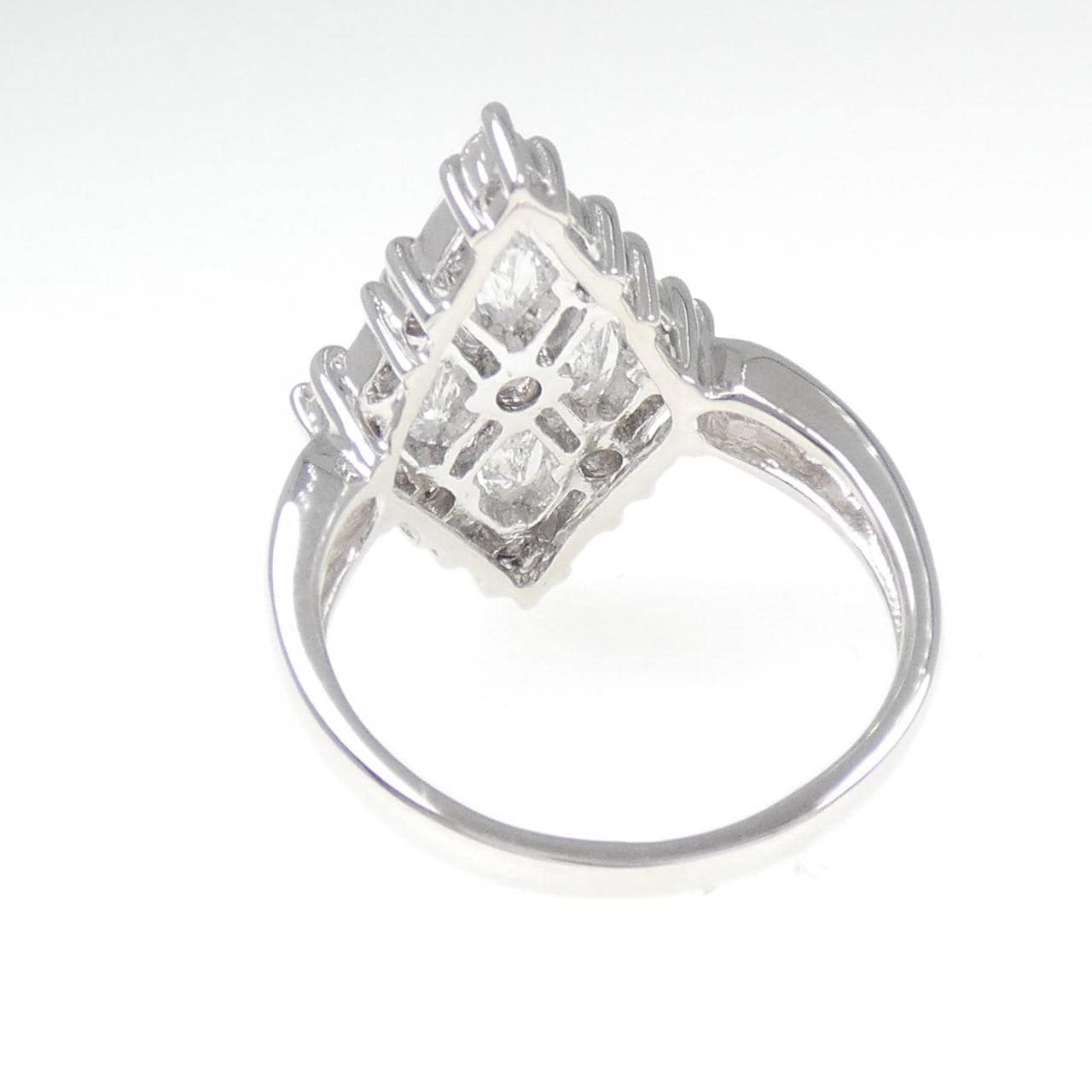 K18WG ダイヤモンド リング 0.95CT