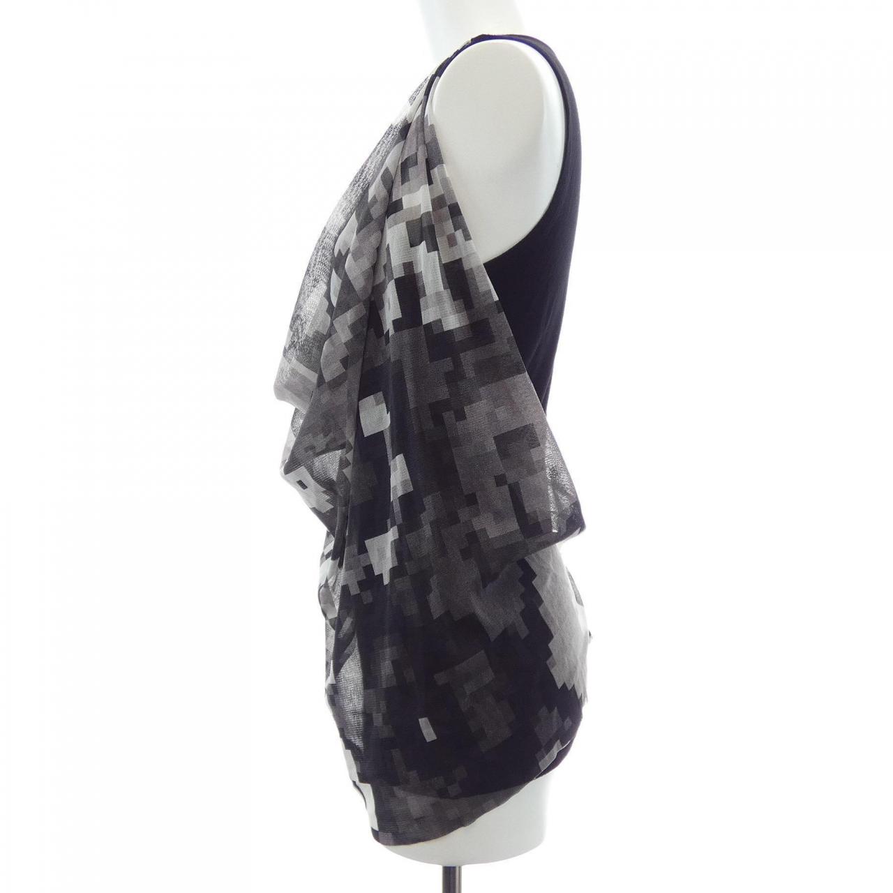 イッセイミヤケ ISSEY MIYAKE IM11JK019 トップス