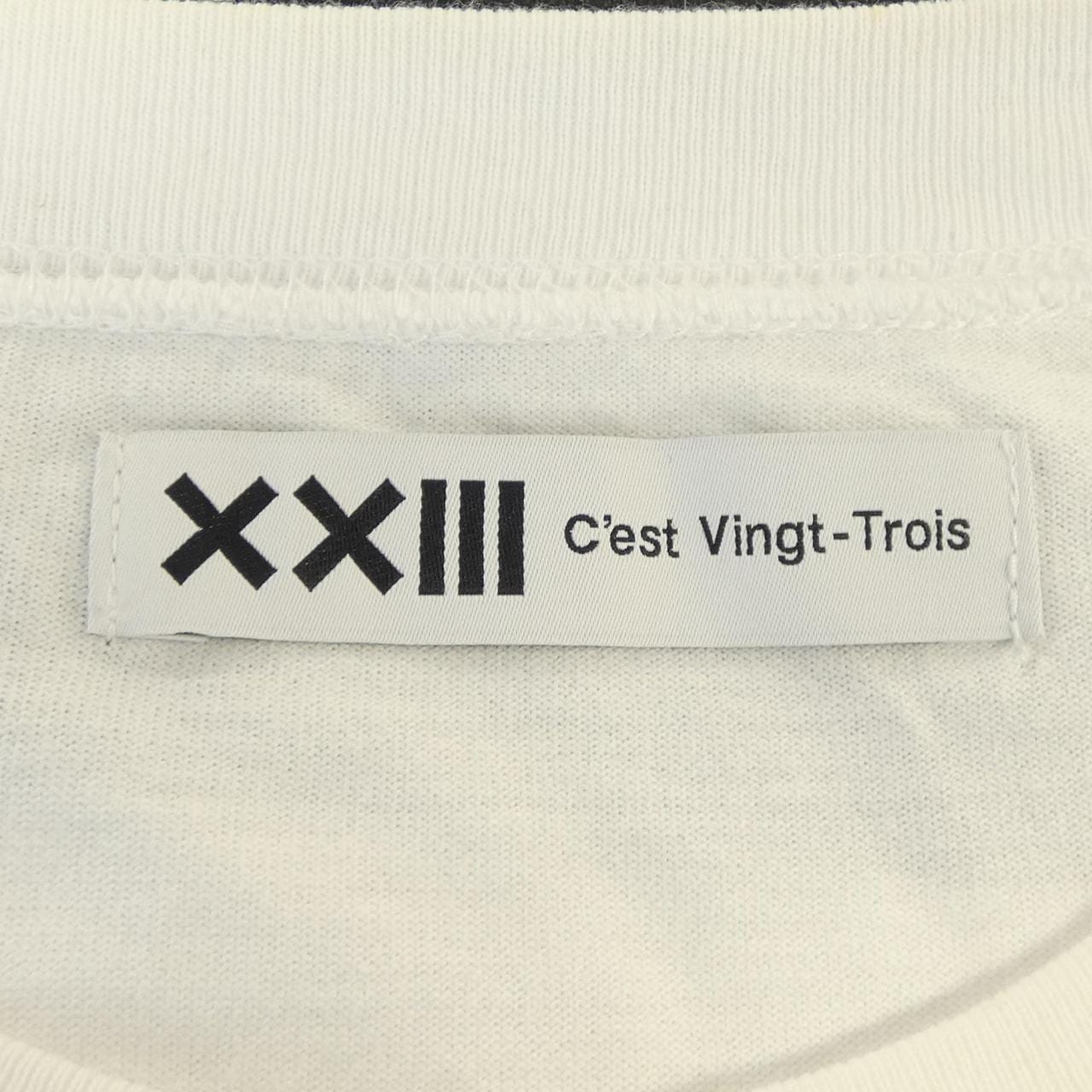XXIII C'EST VINGT-TR Tシャツ