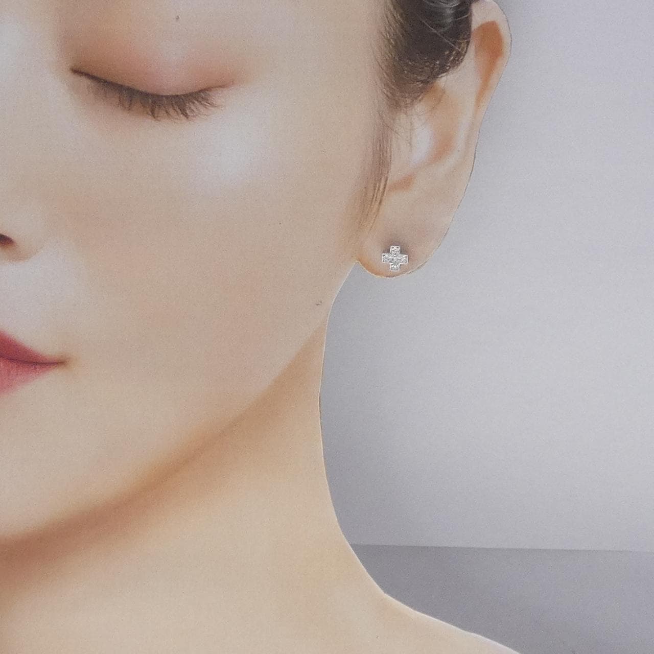 ペルリータ･ミキモト ダイヤモンド ピアス 0.04CT