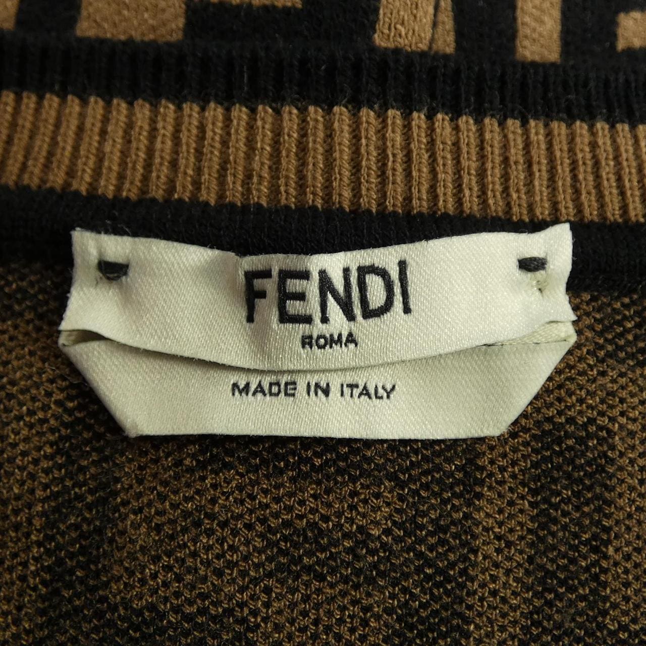 フェンディ FENDI FZY718 A5QL ニット