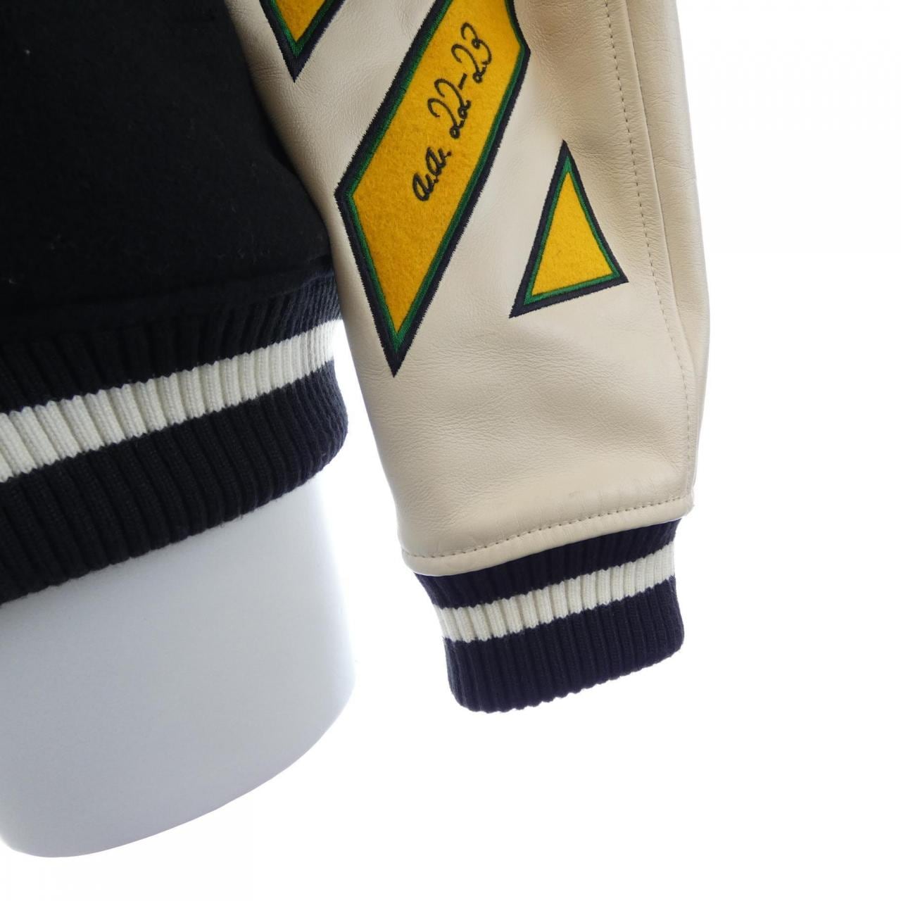 オフホワイト OFF-WHITE OMJA059F22LEA001 スタジャン