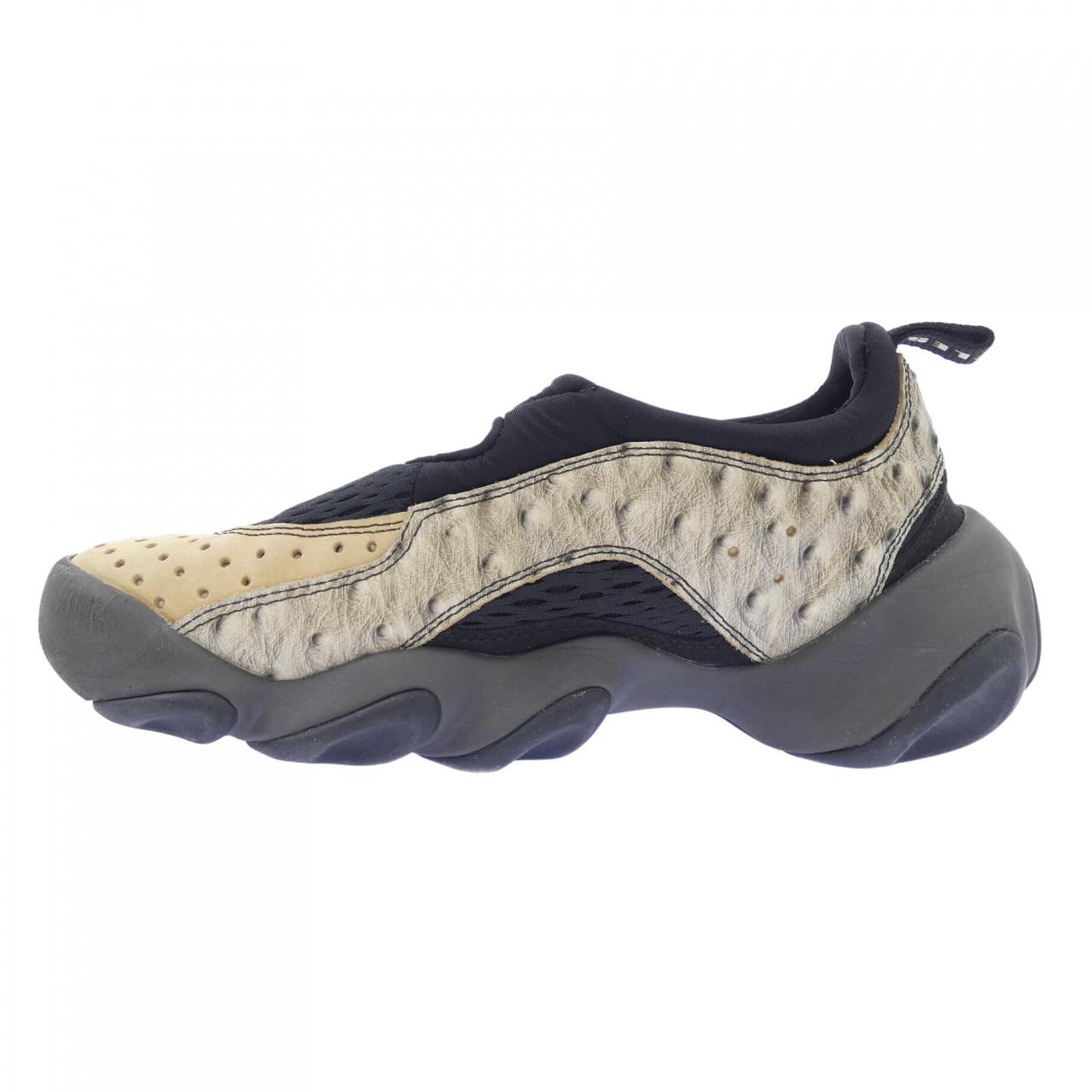 オークリー OAKLEY Ortholite スニーカー