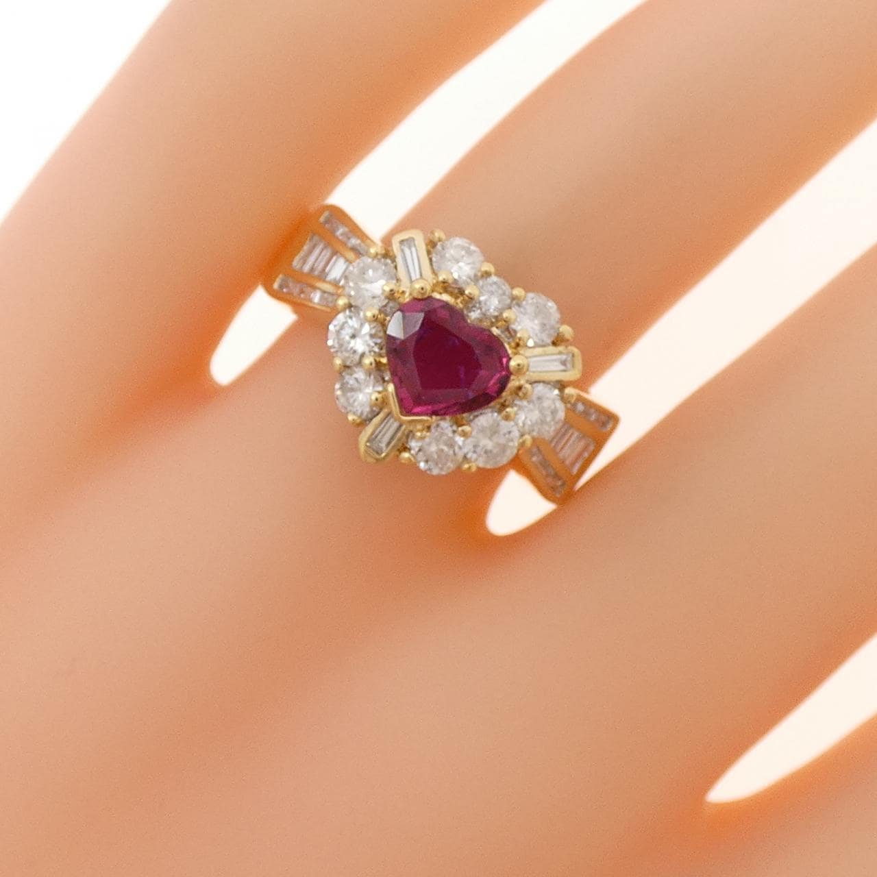 K18YG/K18WG ハート ルビー リング 0.55CT