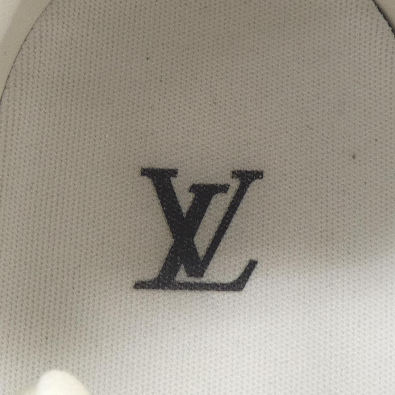 ルイヴィトン LOUIS VUITTON LVトレイナ- スニーカー