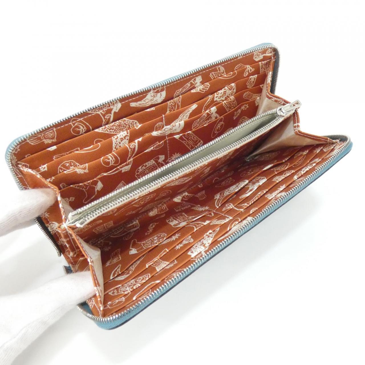 エルメス AUNAGE RODEO DES COWGIRL シルク イン クラシック 085270CK 財布