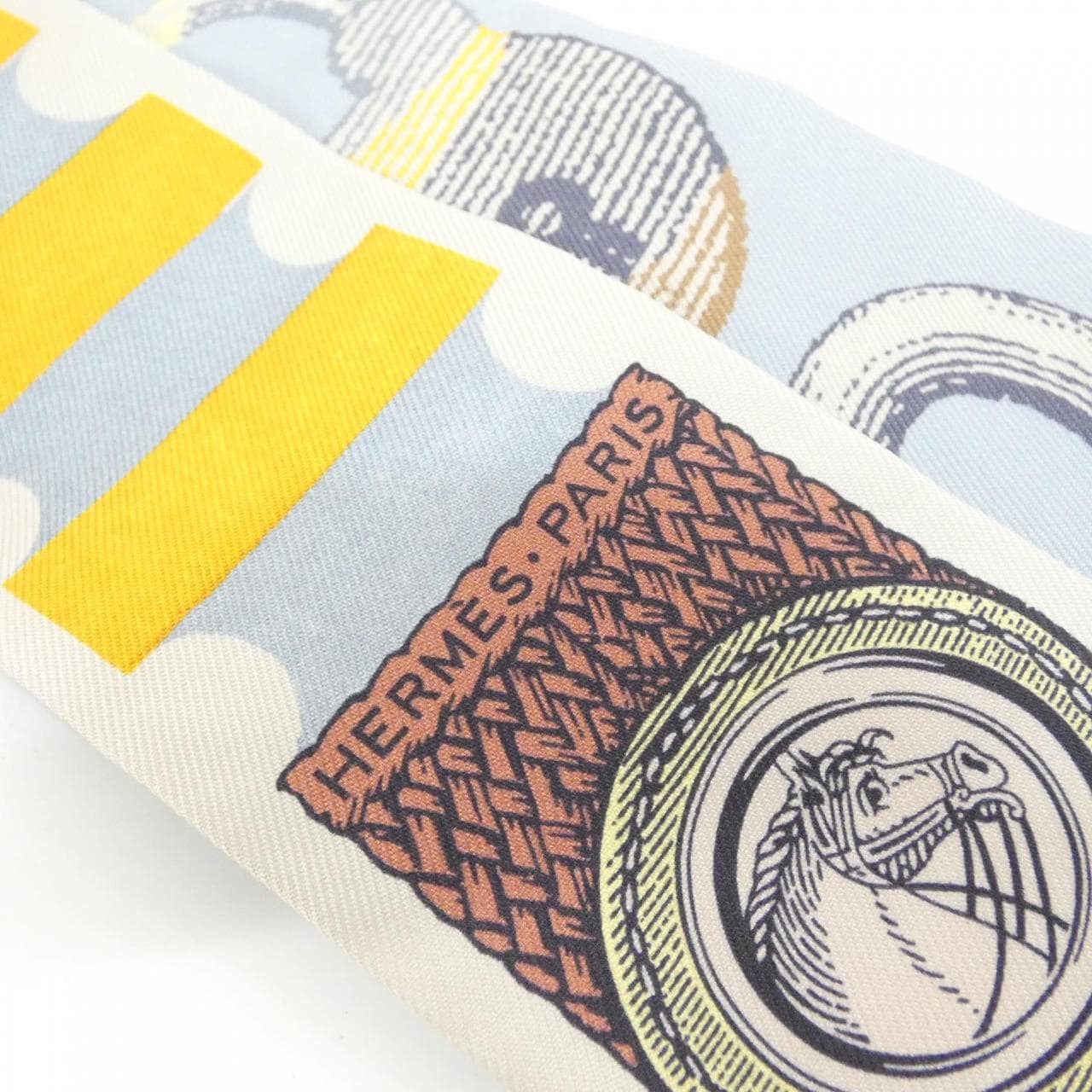 エルメス INVENTAIRE POETIQUE ツイリー 064288S スカーフ