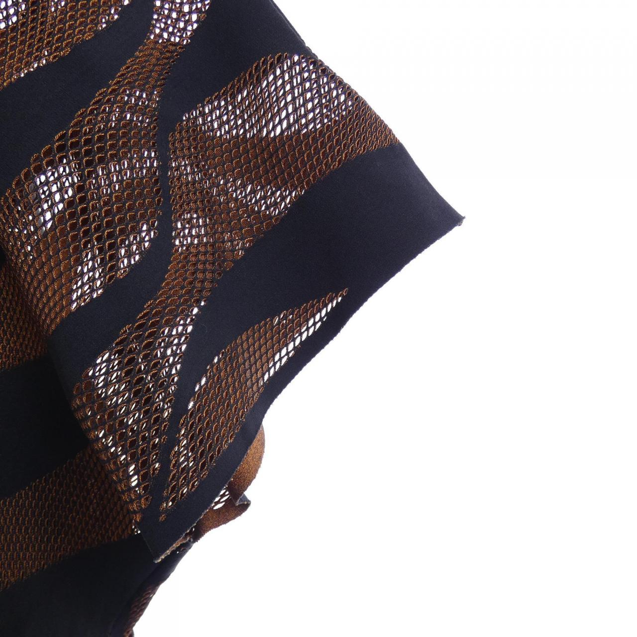 プリーツプリーズ PLEATS PLEASE PP54LT932 トップス