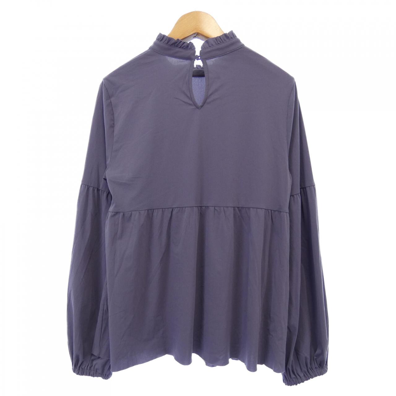 ヴィヴィアンタム VIVIENNE TAM トップス