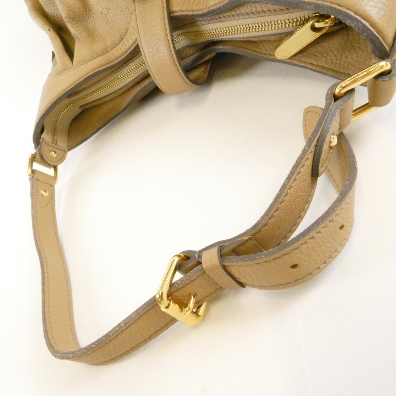 ルイヴィトン マヒナ XS M95973 ショルダーバッグ