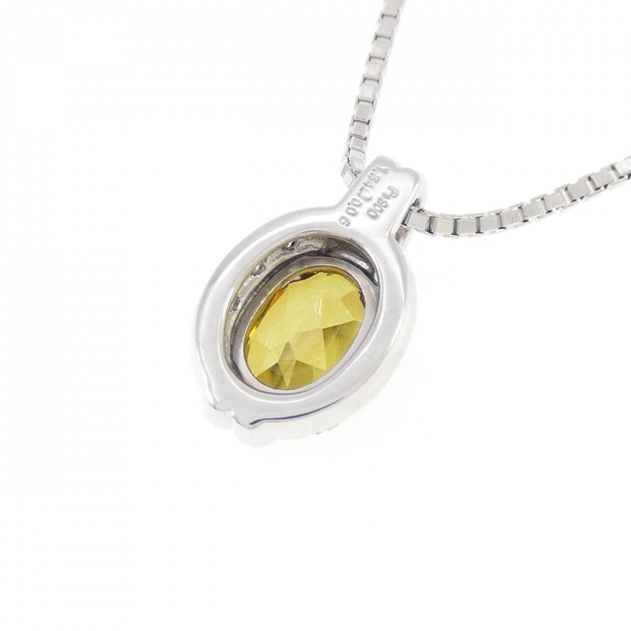 PT900/K18WG スフェーン ネックレス 1.34CT