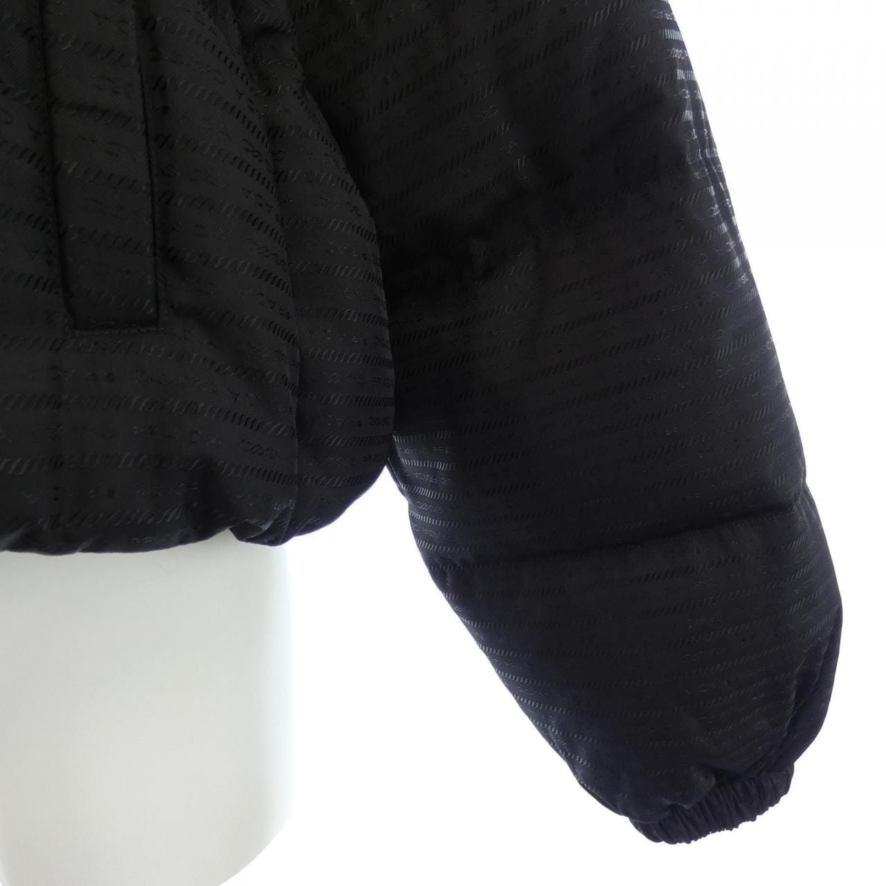 プラダ PRADA トライアングルロゴ 29Y056 S222 11FC ダウンジャケット