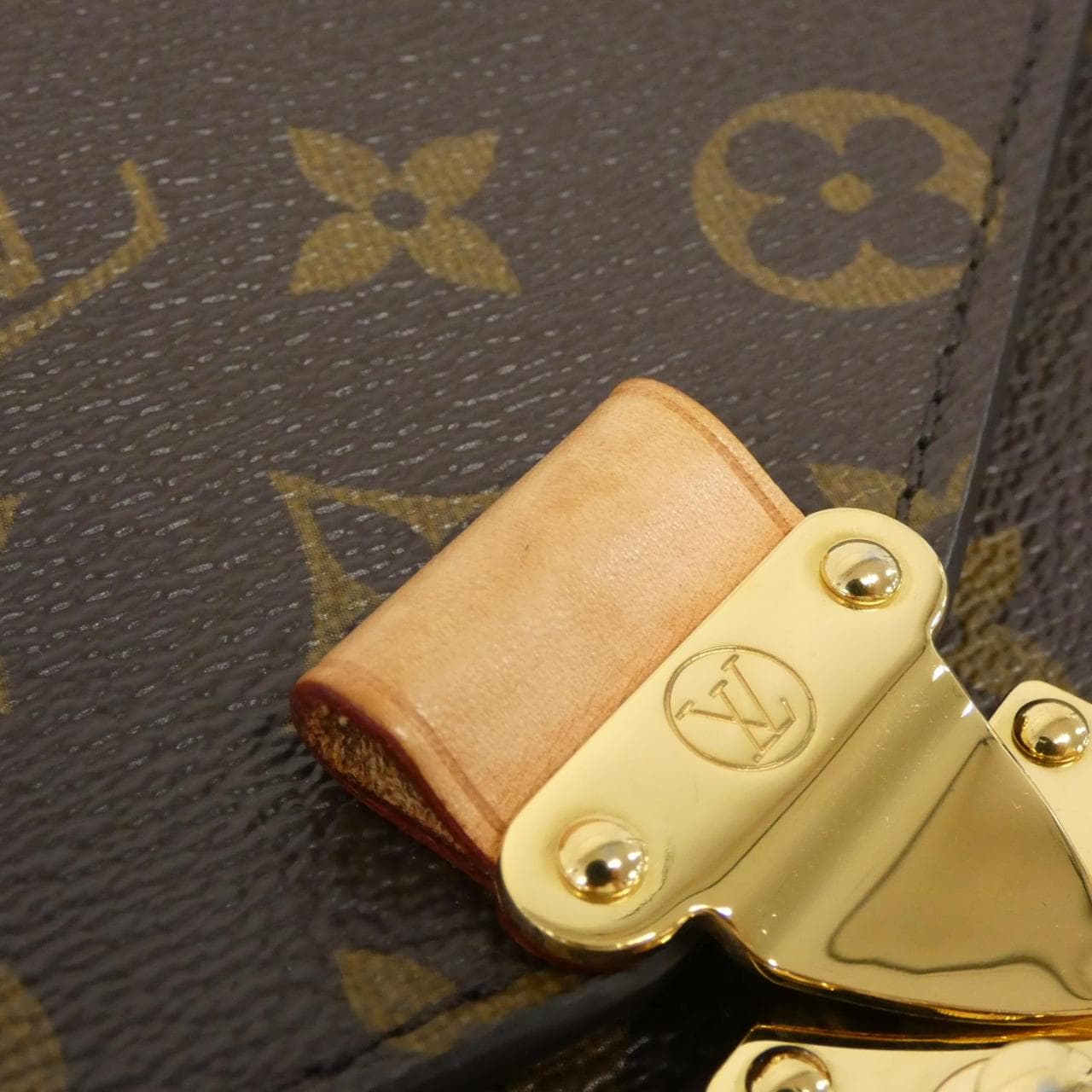 LOUIS VUITTON Monogram Pochette Metis MM M44875 Bag