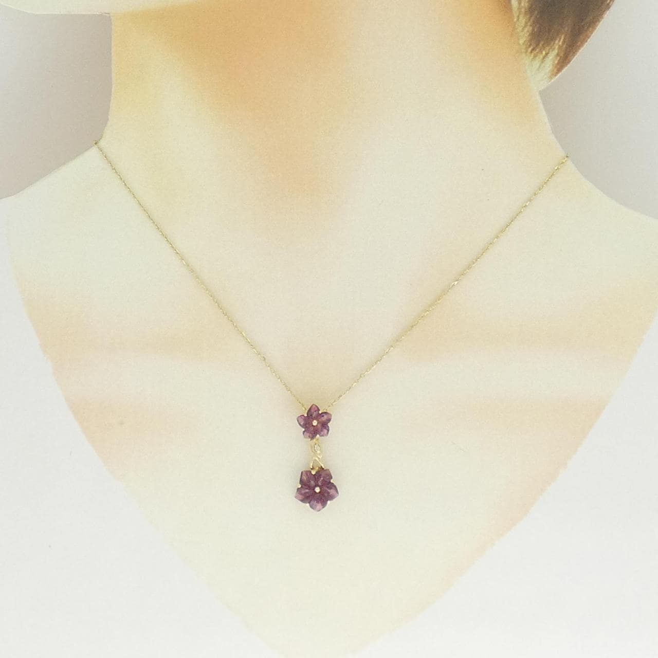 14KYG フラワー ガーネット ネックレス