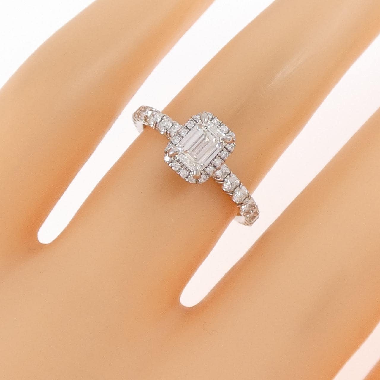 カルティエ デスティネ ソリテール リング 0.51CT